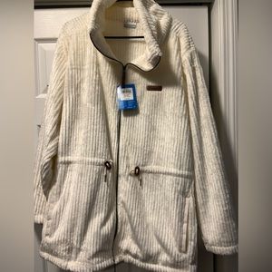 Women’s Columbia fleece jacket 😍